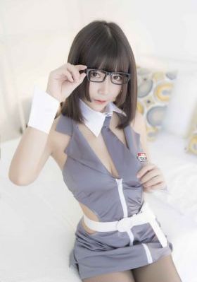 美女上错身第二季_BD英语天堂在线
